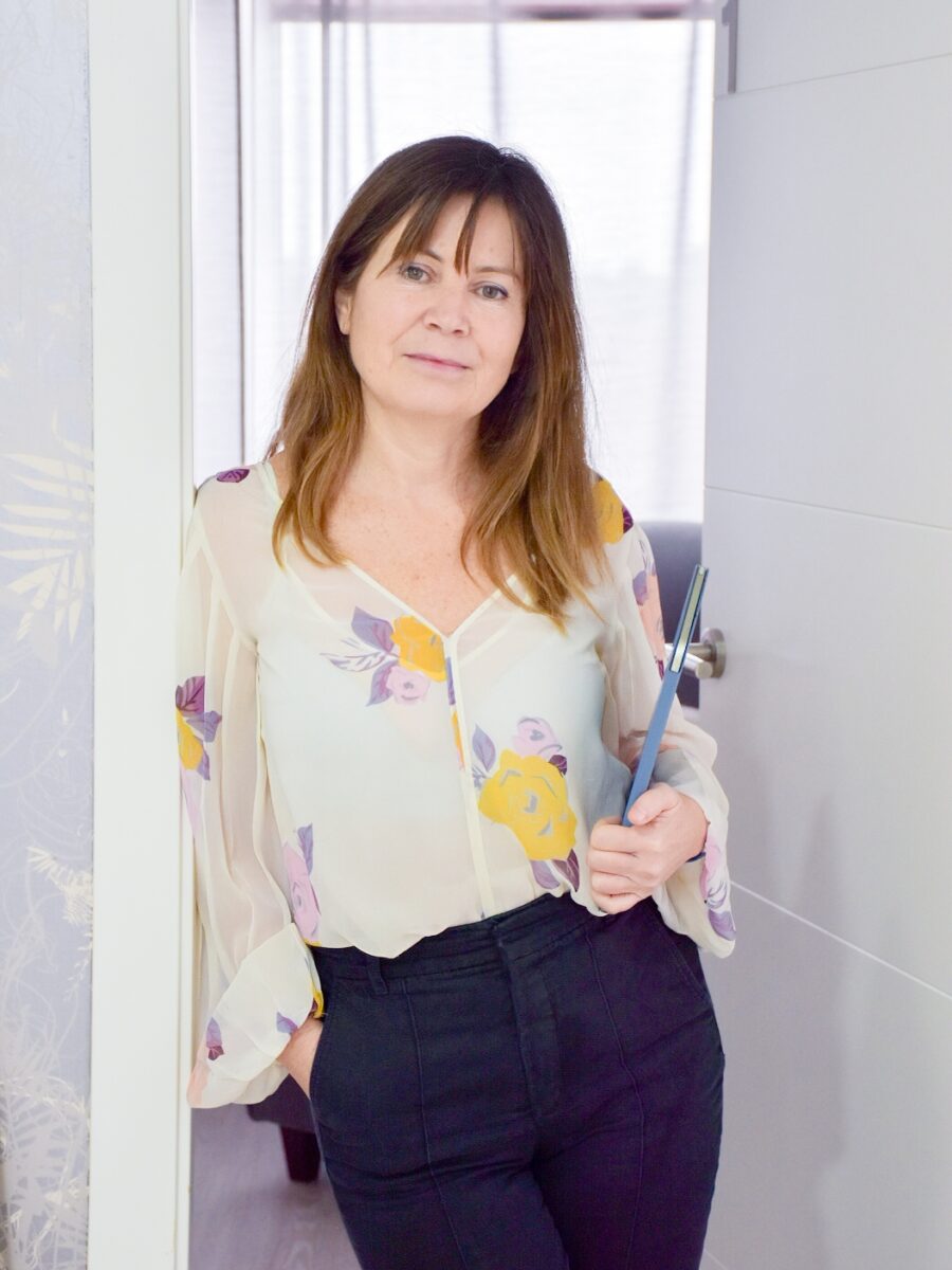 Pilar Segura, psicóloga especializada en trauma y EMDR en Las Rozas (Madrid)